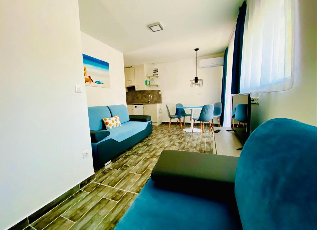 Lilac Apartman Balatonlelle Eksteriør billede