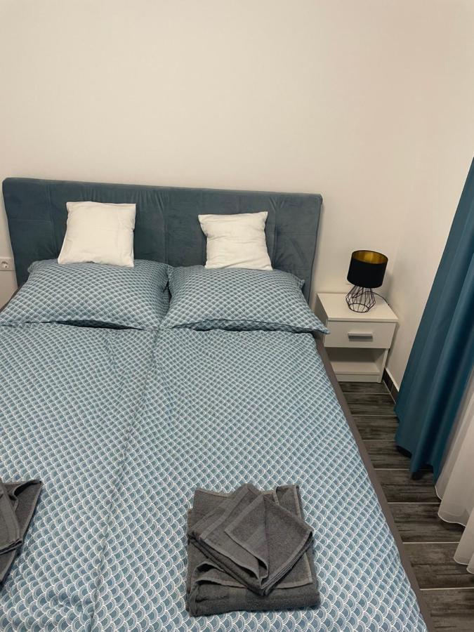 Lilac Apartman Balatonlelle Eksteriør billede