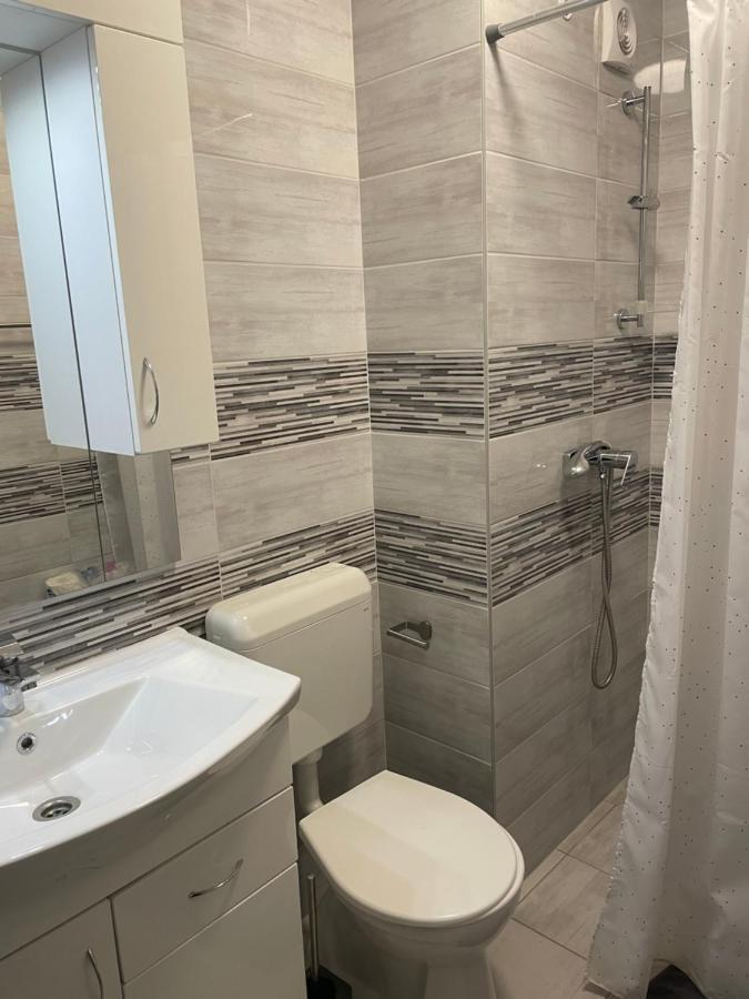 Lilac Apartman Balatonlelle Eksteriør billede